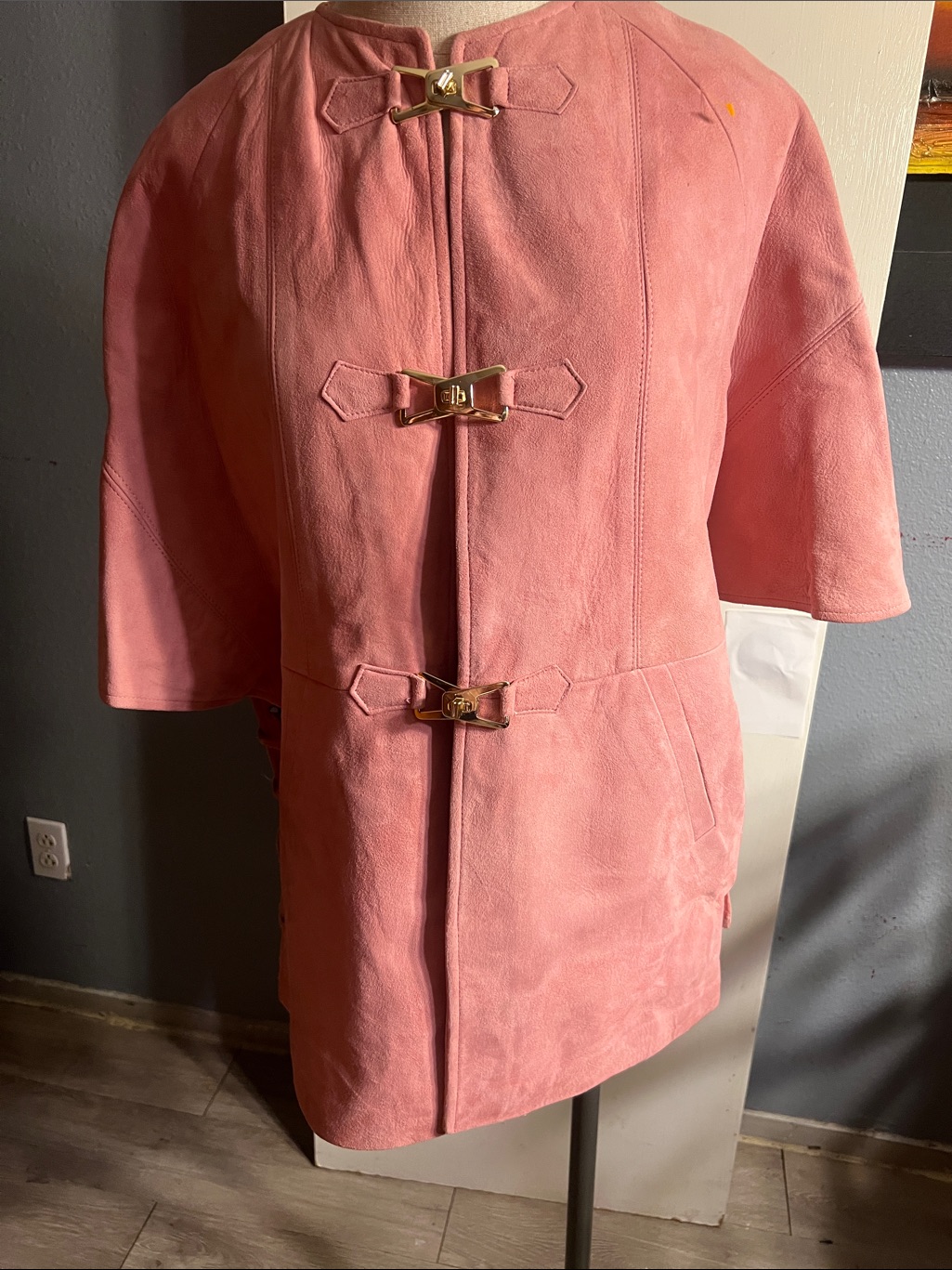 Women's Pink Suede Short-Sleeve Toggle Coat